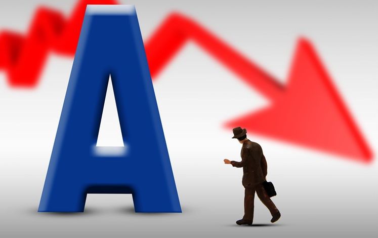 美联储降息预期与全球央行政策分化支撑黄金白银走势