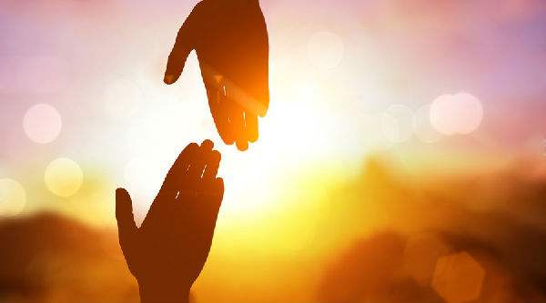 金价从历史高位小幅回落，多头仍“底气十足”